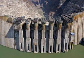  La construction d’un barrage sur le site de Baihetan, dans la province du Yunnan (sud-ouest de la Chine). 