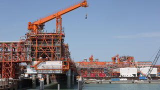 Tour séparation du pétrole brut sur le champ de Kashagan au Kazakhstan