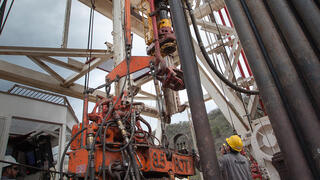 Opération de forage gazier sur le site d'Incahuasi en Bolivie